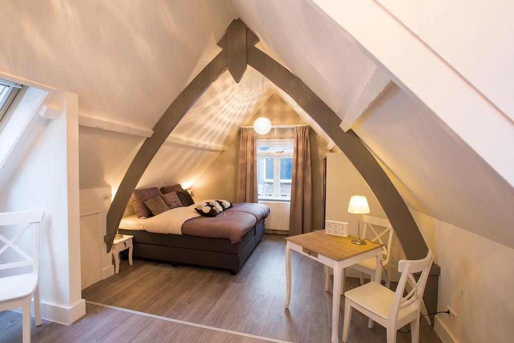 Bed & Breakfast De Vier Seizoenen Лисе Стая снимка